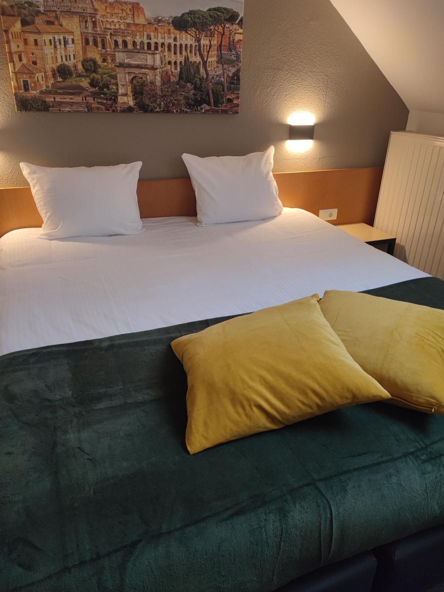 Hobbit Hotel Brussels Airport Zaventem Exterior photo