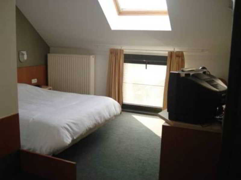 Hobbit Hotel Brussels Airport Zaventem Exterior photo