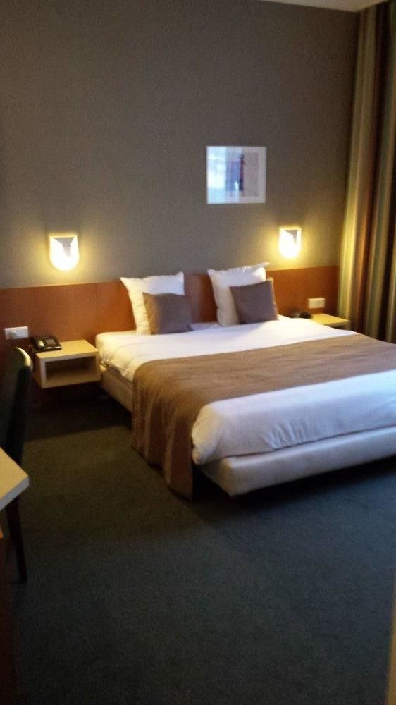Hobbit Hotel Brussels Airport Zaventem Exterior photo